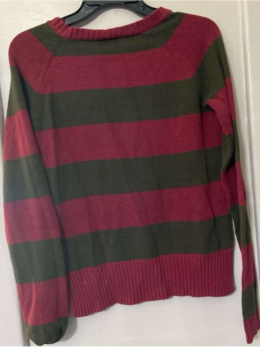 Striped V-Neck Sweater in Burgundy and Olive Green by Ambiance - Picture 3 of 5